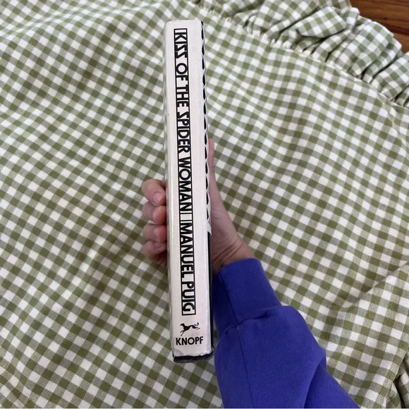 1st Edition Kiss of the Spider Woman Manuel Puig Vintage Book - Picture 2 of 4